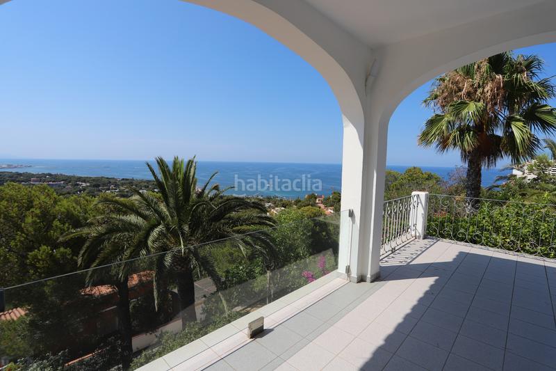 Foto 61ba2bf6-212f-4d5a-abf0-a72f3447cde2. Chalet in carrer siri 25 in Las Rotas / Les Rotes Dénia