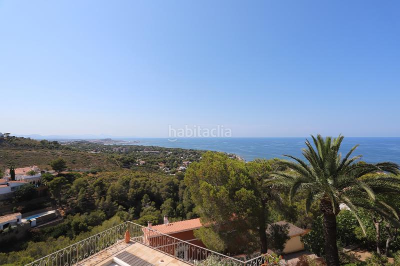 Foto ab998a7f-d21d-4d24-be38-981c486b98bc. Chalet in carrer siri 25 in Las Rotas / Les Rotes Dénia