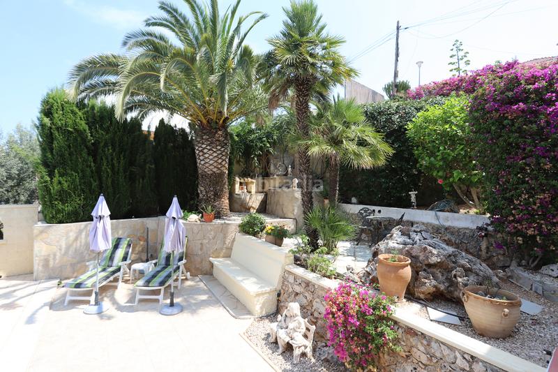 Foto 7c7c7e50-853b-4b4d-96a9-e09483ace7f4. Chalet dans carrer eurídice 44 dans La Pedrera-Vessanes Dénia