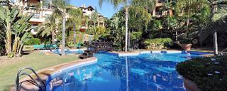Planta baja  Calle camino de cortes. Apto de 2 habitaciones en planta baja para venta ó alquiler larg
