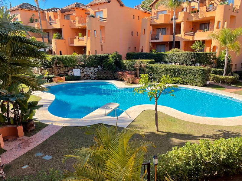 Foto 7e00ef2e-8c3c-4333-bbdb-a81eef8a11dd. Apartment with heating pool in Bel - Air Estepona