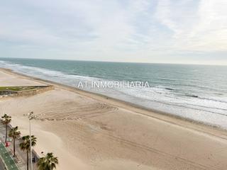 Appartamento  N/a. Piso 4 habitaciones venta cádiz