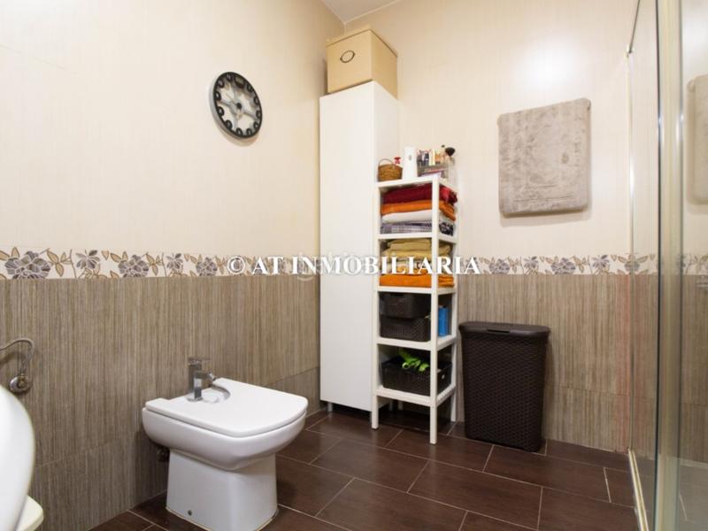 Foto d22338ea-103f-4d5e-8b3c-c23b5fe11805. Piso  3 habitaciones venta en Alameda - Mentidero - Teatro Falla Cádiz