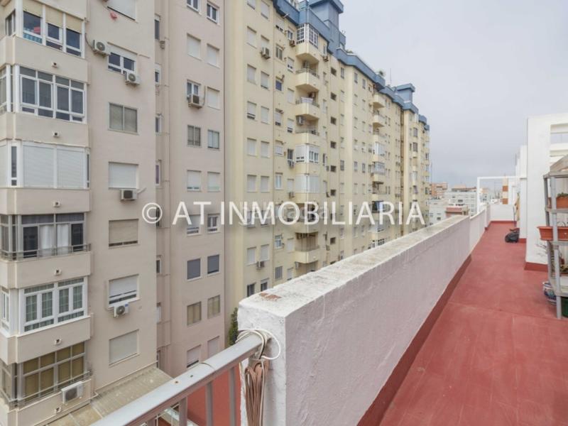 Foto 168d683f-086f-4f3f-a99b-1dc5fb76a3b8. Ático  6 habitaciones venta en Paseo Marítimo - San José - La Laguna Cádiz