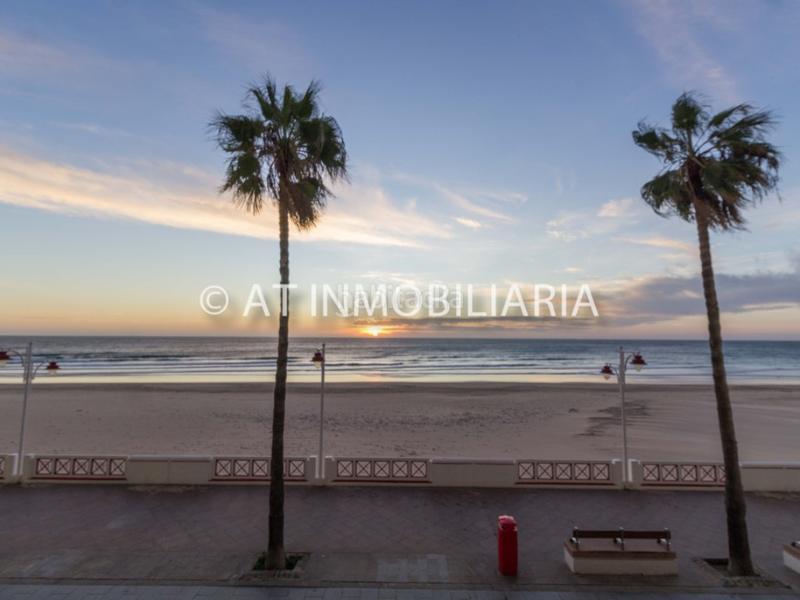 Foto e743b3ac-fa0e-4876-9127-a1ca42251277. Pis a Paseo Marítimo - San José - La Laguna Cádiz