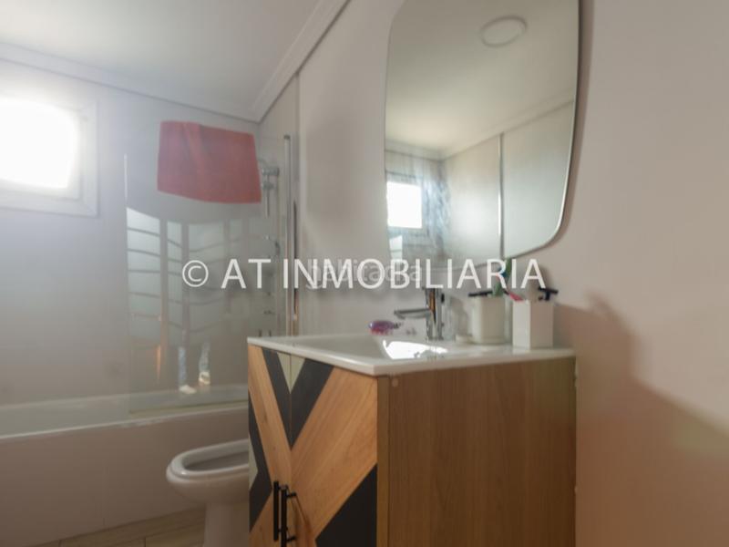 Foto 27ae2f03-b99e-4120-bc29-e9253c026550. Duplex con parcheggio piscina in León Herrero - Bahía sur San Fernando