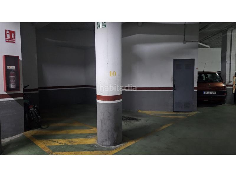 Foto a8e4abfe-0524-4a46-8f8b-4d12e03e2bc5. Posto auto in Paseo Marítimo - San José - La Laguna Cádiz