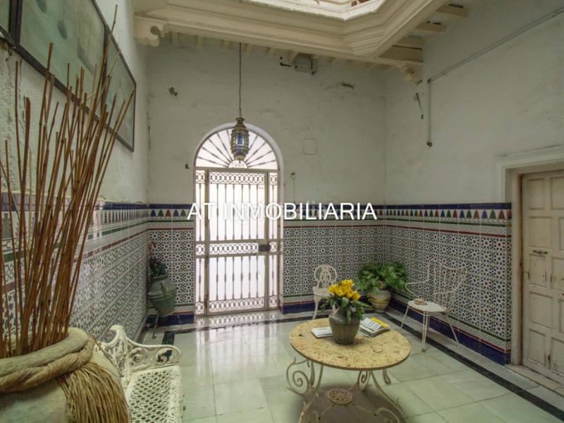 Foto 0a5c7f2e-9ea6-495e-8bbc-84f76b50531e. Casa amb aparcament a Alameda - Mentidero - Teatro Falla Cádiz