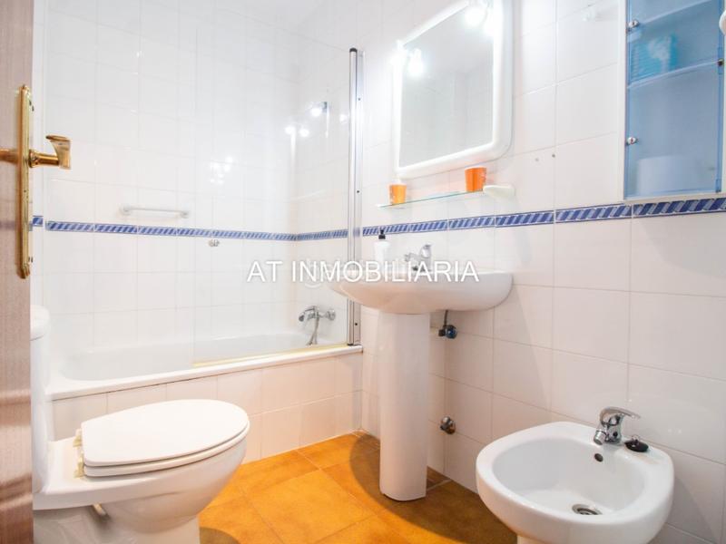 Foto b6409bd8-327d-4cea-b8fe-d0e9e1f8ef62. Reihenhaus mit parking pool in La Barrosa Chiclana de la Frontera