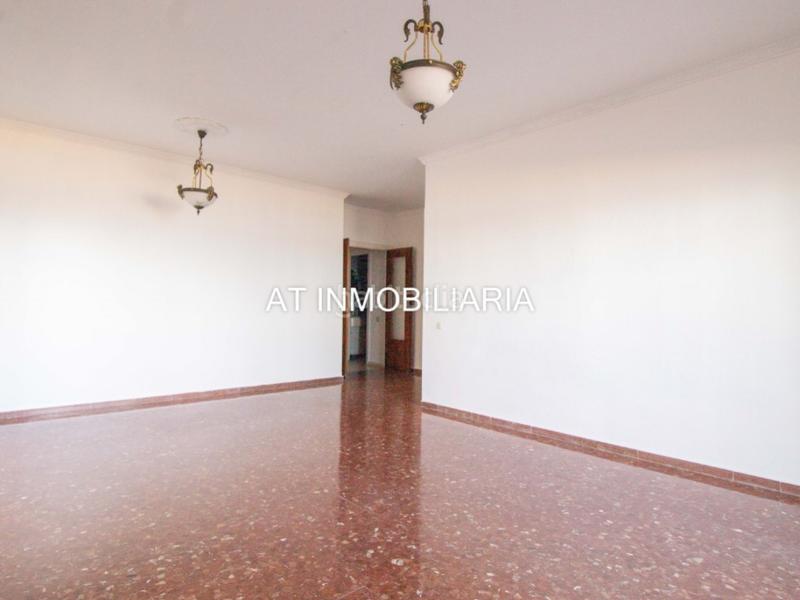 Foto 49257206-57a7-4476-a1a2-b1adf534d99c. Piso  4 habitaciones venta en Paseo Marítimo - San José - La Laguna Cádiz