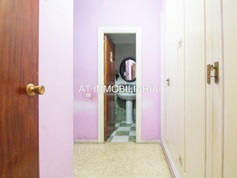 Foto c2913977-f576-4713-99d0-0fc5cc94755b. Piso  4 habitaciones venta en Paseo Marítimo - San José - La Laguna Cádiz