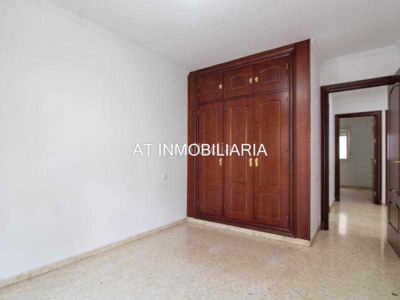 Foto ab050751-0e67-445d-9b07-f6bf51052fae. Flat with parking in Asdrúbal - Bahía Blanca Cádiz