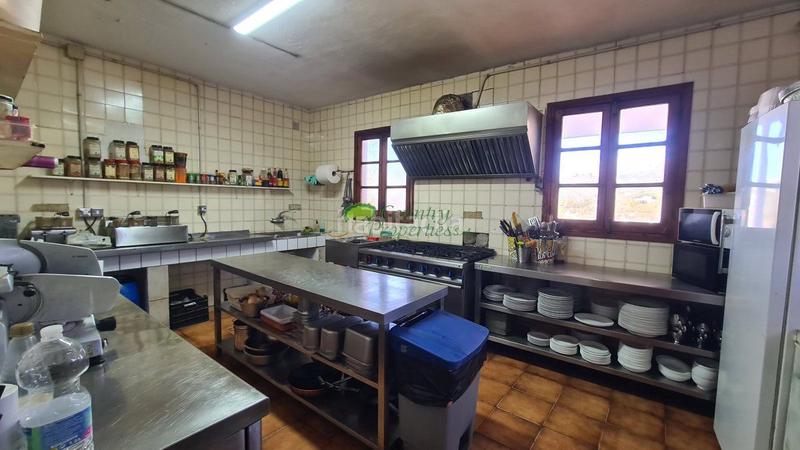 Foto d7665e74-45cd-4d7a-860f-27463f038f47. Geschäftsraum in Cómpeta