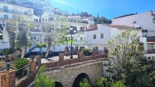 Casa a Cómpeta. Casa pueblo en venta en cómpeta, 5 dormitorios.