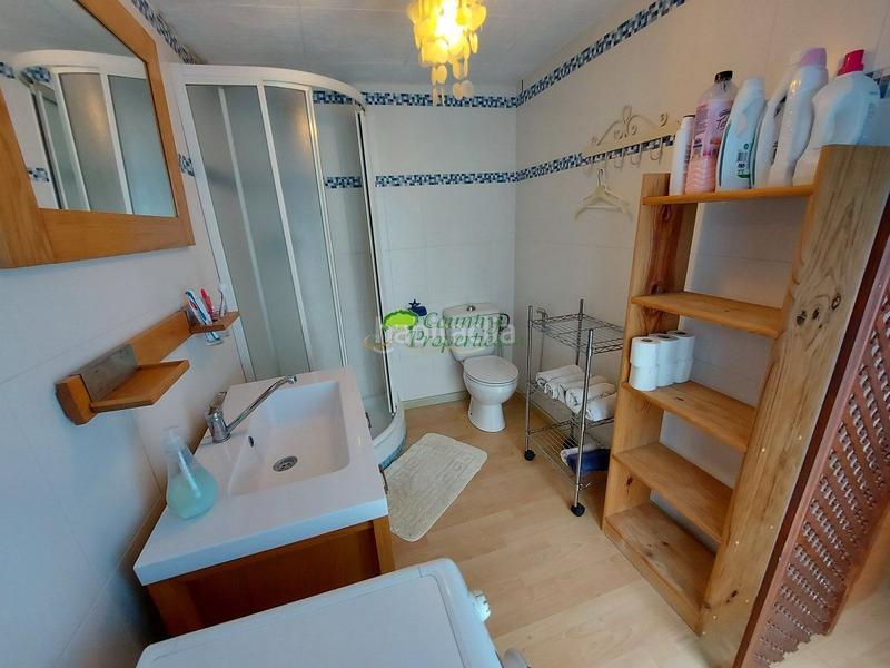 Foto 8bf7bfc6-94fd-4b81-9e40-e8ec05da3efc. Masía casa de campo en venta , 2 dormitorios. en Jete