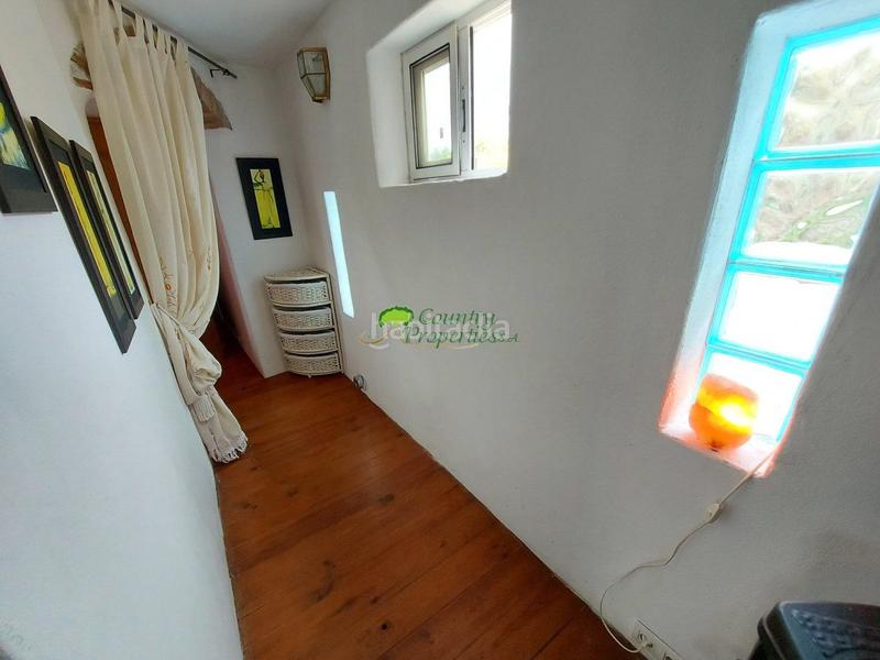 Foto c67bce97-4021-4943-aedb-9f41d7204041. Masía casa de campo en venta , 2 dormitorios. en Jete