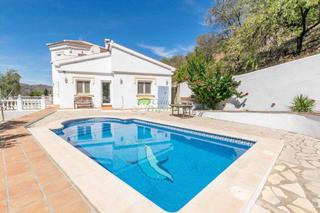 Masia a Cómpeta. Casa de campo en venta en cómpeta, 4 dormitorios.