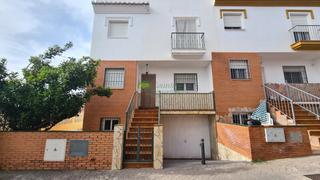 Casa a Cómpeta. Casa pueblo en venta en cómpeta, 4 dormitorios.