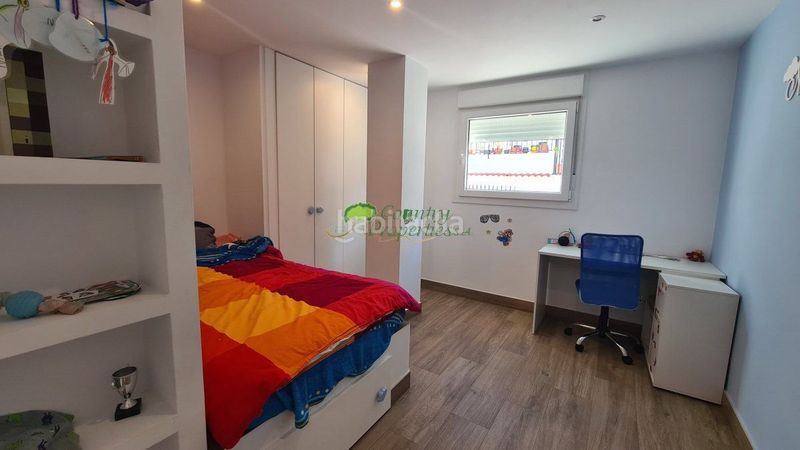 Foto ec87701a-9a41-48eb-a43a-c865da95d9b2. Casa amb calefacció a Cómpeta