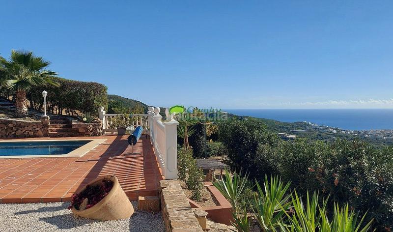 Foto a01e23b6-8fa4-460d-a899-2b5f87197b4d. Masía casa de campo en venta , 5 dormitorios. en Torrox pueblo Torrox