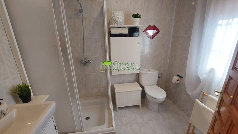 Foto f40d5876-d85f-4ed4-9734-1e74cb4ccbbf. Masía casa de campo en venta , 5 dormitorios. en Torrox pueblo Torrox
