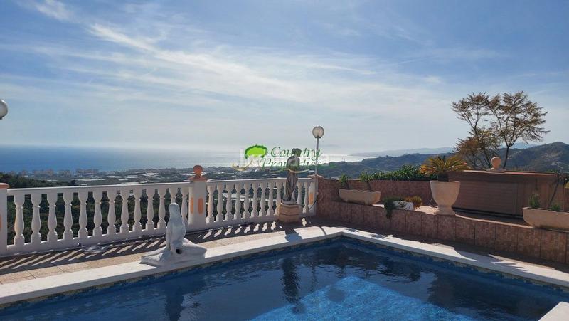 Foto d9c80add-aaca-412b-81a7-393aa3f8ed15. Masia amb calefacció aparcament piscina a Torrox pueblo Torrox