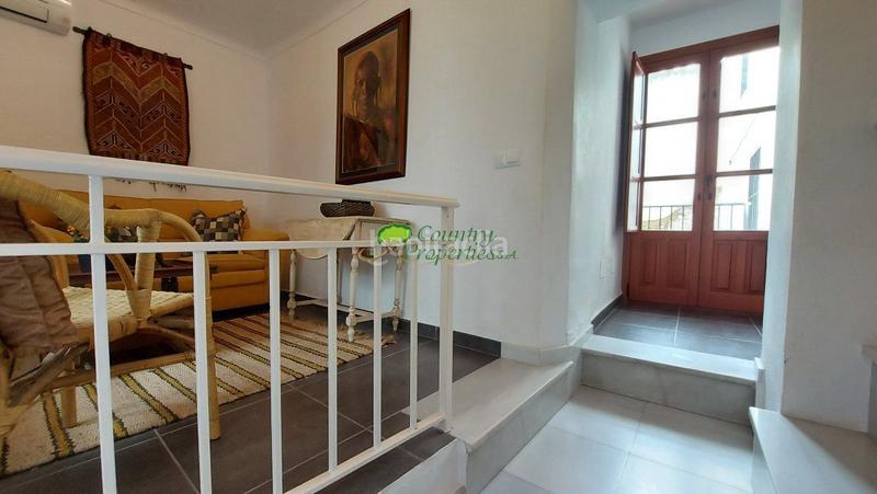 Foto 65b0a289-de5b-48a5-aa17-8dbd60aabfec. Casa  pueblo en venta , 4 dormitorios. en Torrox pueblo Torrox