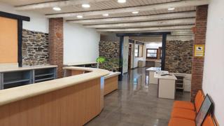 Lloguer Local Comercial a Centro Internacional. Local com. en alquiler en costa  costa del oro.