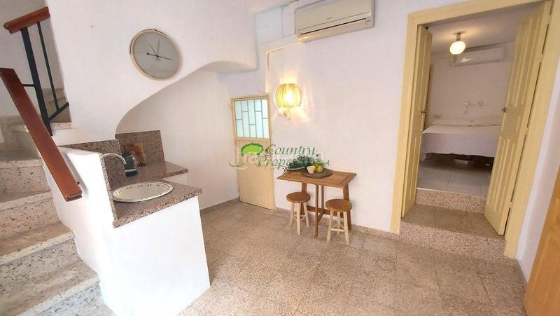 Foto f09f51a9-ea4f-4070-9348-b216b3fe0ac0. Casa amb calefacció a Torrox pueblo Torrox