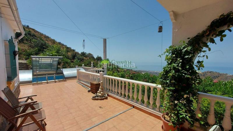 Foto 31351f01-9965-4080-ad87-a7e4ffe1ceec. Masía casa de campo en venta , 3 dormitorios. en Torrox pueblo Torrox