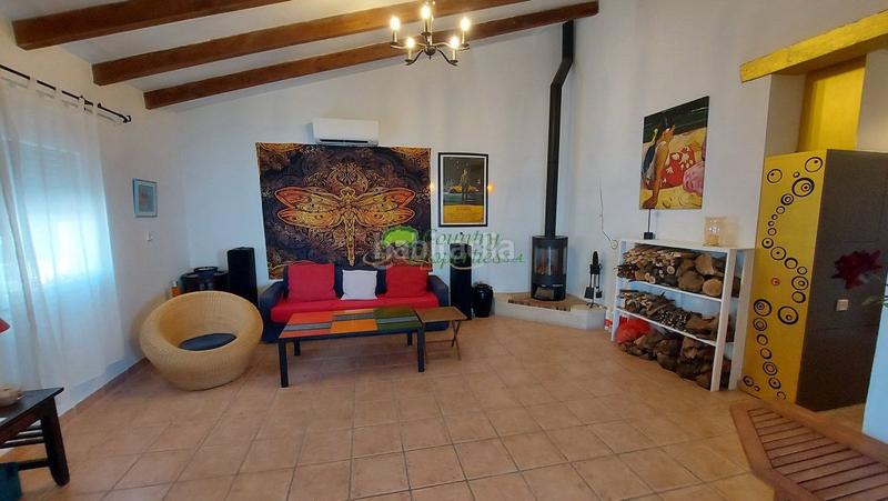 Foto c14d37ed-de6e-4ded-bb24-1e19ebee2ee2. Masía casa de campo en venta , 3 dormitorios. en Torrox pueblo Torrox