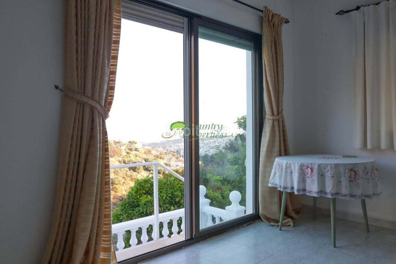 Foto 42ee8a97-7472-4815-866d-ff230b60a618. Casale con parcheggio in Torrox pueblo Torrox