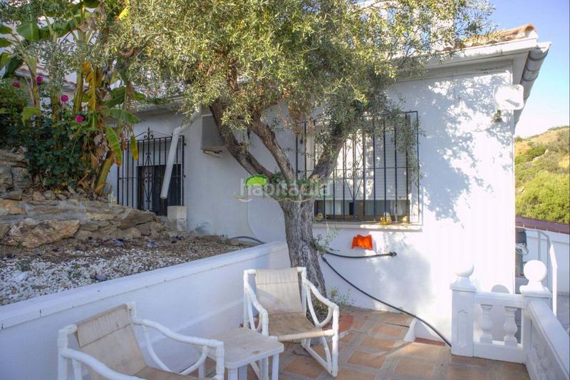 Foto 501a1e82-da9b-4d5a-9718-a142dd4d63d2. Casale con parcheggio in Torrox pueblo Torrox