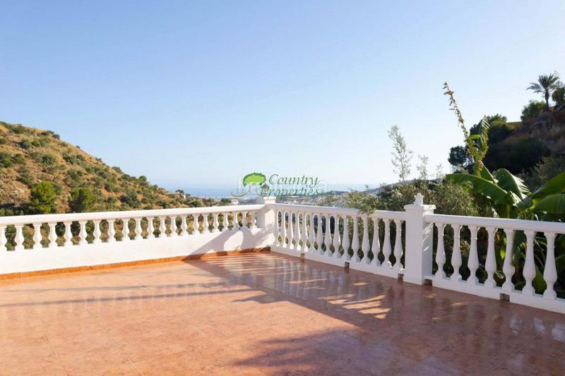 Foto 72ee9176-c64b-42bd-8420-b4a3298941f7. Casale con parcheggio in Torrox pueblo Torrox