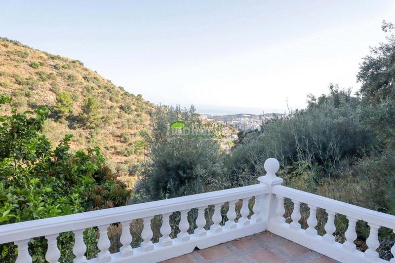 Foto 8bbd5b55-d2e4-48da-bc41-4090f7df6e3a. Casale con parcheggio in Torrox pueblo Torrox