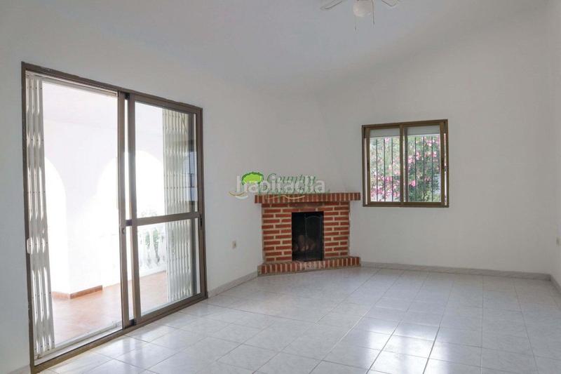 Foto 910159b8-53a1-431c-9eff-d9d9d1681f70. Casale con parcheggio in Torrox pueblo Torrox