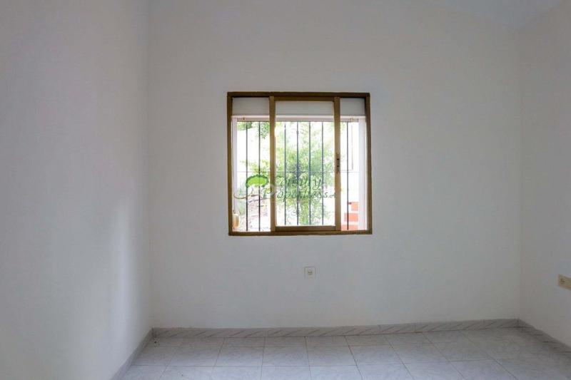 Foto b7797e19-1f49-420f-9f16-6f788d7c2ca2. Casale con parcheggio in Torrox pueblo Torrox