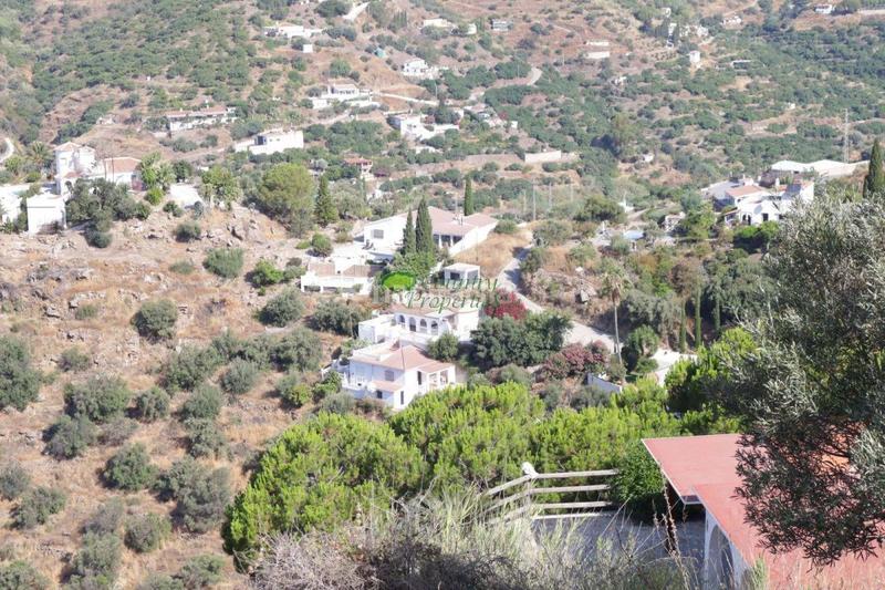 Foto bc3b1900-6280-41db-ad69-ec06f733a739. Casale con parcheggio in Torrox pueblo Torrox