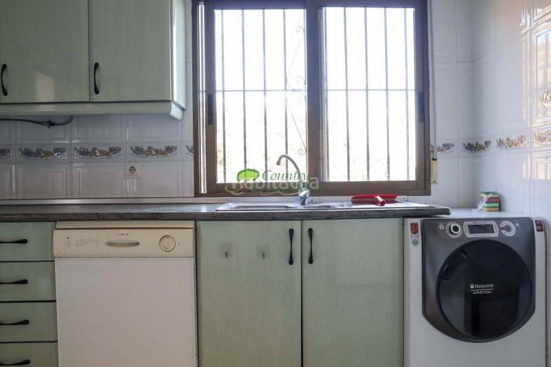 Foto e996e9df-f562-41a0-ac8c-666afb2ab068. Casale con parcheggio in Torrox pueblo Torrox