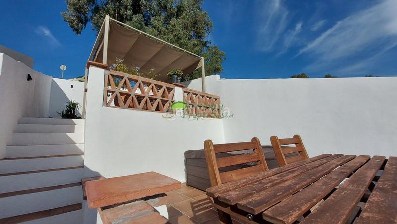 Foto 18ef544c-e393-4357-b876-9ce2e6e801e9. Maison dans Torrox pueblo Torrox