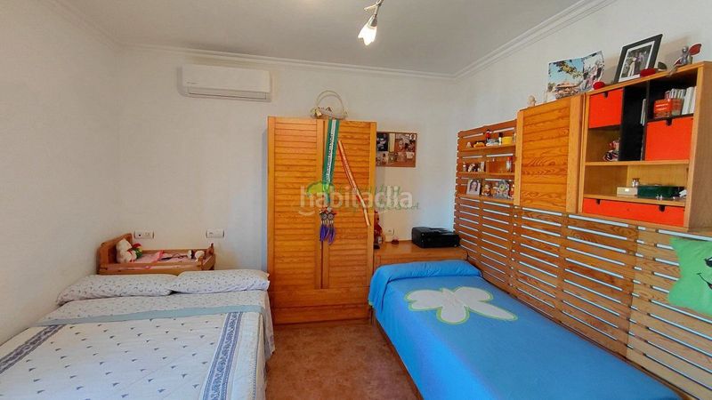 Foto b9775c21-0a54-451c-95cd-b63fcb0289a4. Masia amb aparcament piscina a Alcaucín