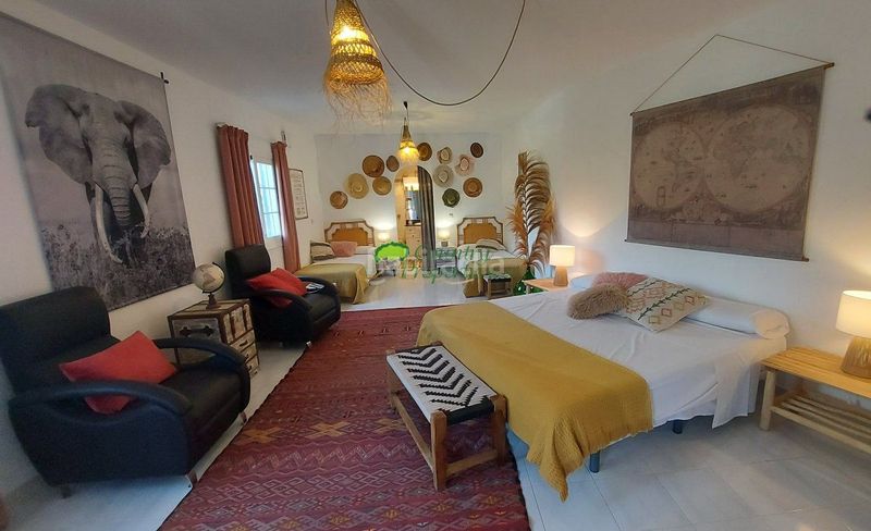 Foto 10fa6bfa-0948-4017-a3b4-9bcbc68907a5. Masía casa de campo en venta , 4 dormitorios. en Torrox pueblo Torrox