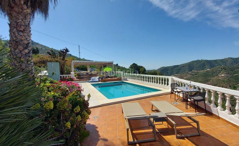 Foto 1218a797-0781-43ef-bc95-c2d9a44e44bc. Masía casa de campo en venta , 4 dormitorios. en Torrox pueblo Torrox
