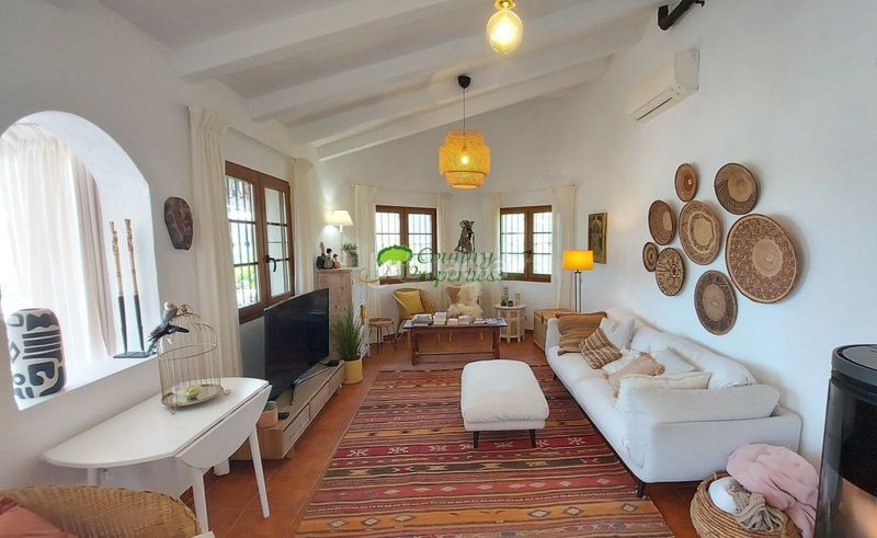 Foto 17d24572-aa31-43e9-ac8e-dfe78dfec6f9. Masía casa de campo en venta , 4 dormitorios. en Torrox pueblo Torrox