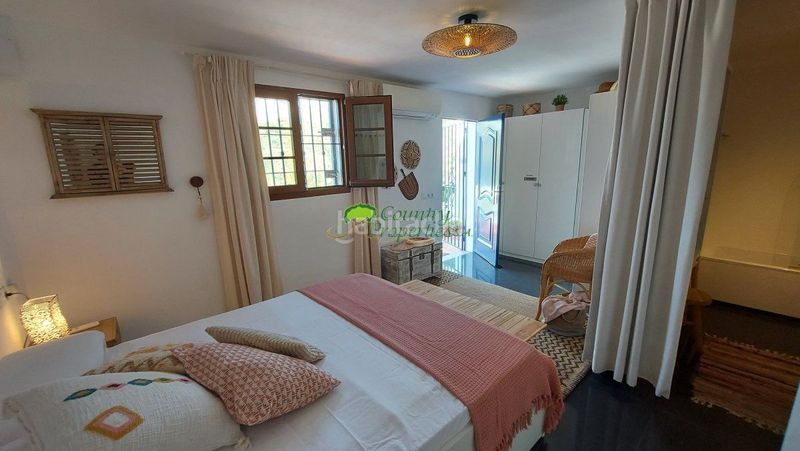 Foto 1fbe99e1-27ed-4c6c-af5f-2198ea2d2d6e. Masía casa de campo en venta , 4 dormitorios. en Torrox pueblo Torrox