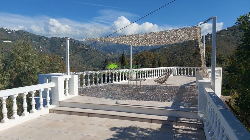 Foto 4ccea874-2916-4e81-b621-228e12661bfd. Masía casa de campo en venta , 4 dormitorios. en Torrox pueblo Torrox