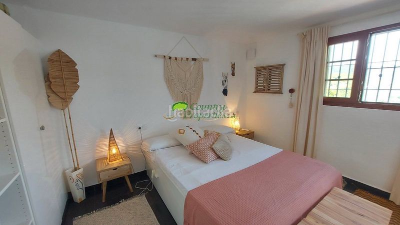 Foto ca52c074-f1b4-4191-add3-7b5c5ab751d8. Masía casa de campo en venta , 4 dormitorios. en Torrox pueblo Torrox