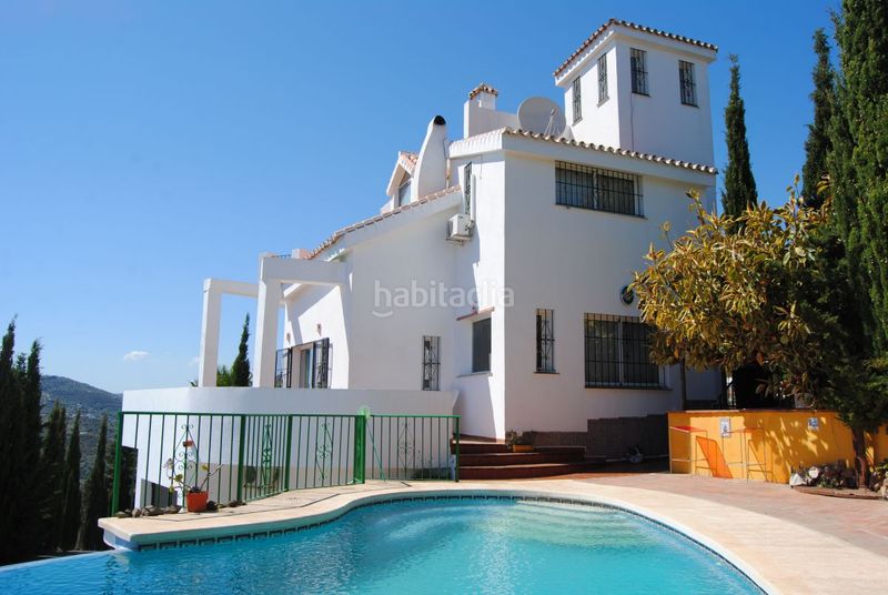 Foto 825e4e3f-df76-4433-883f-e67426e0e4f8. Masía casa de campo en venta , 3 dormitorios. en Torrox pueblo Torrox