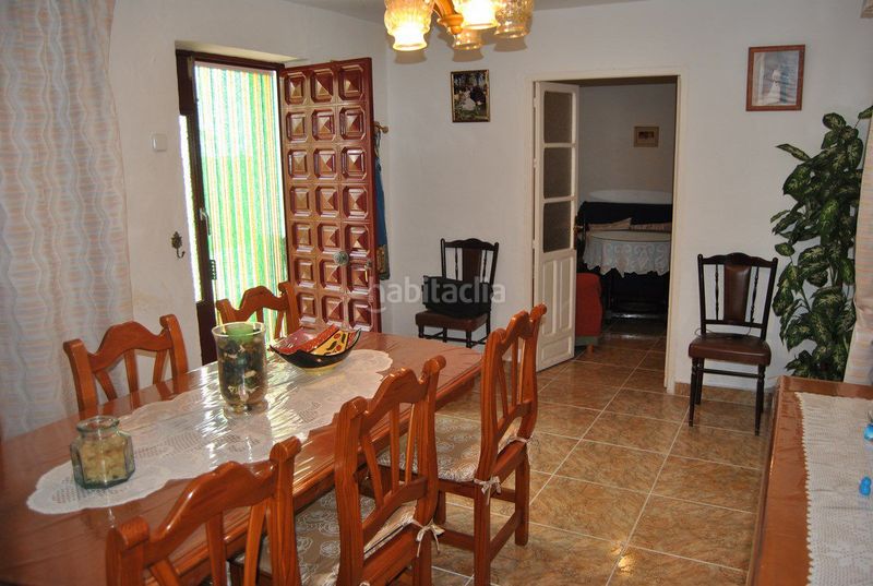 Foto 2766239d-4574-4216-bb14-68a3a7fa124b. Casa amb aparcament a Cómpeta