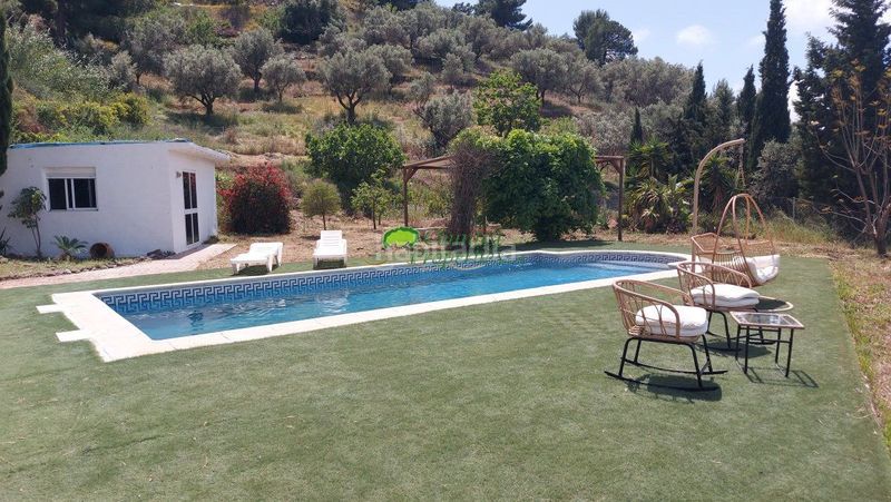 Foto 3e1a3ae0-a6f5-409b-b18a-8effd61794b3. Masia amb piscina a Torrox pueblo Torrox